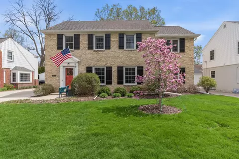 2434 N 93rd, Wauwatosa, WI 53226