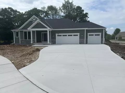 1733 Palmer, Hartford, WI 53027