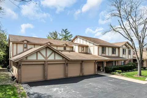 709 S Lake Shr #4H, Lake Geneva, WI 53147