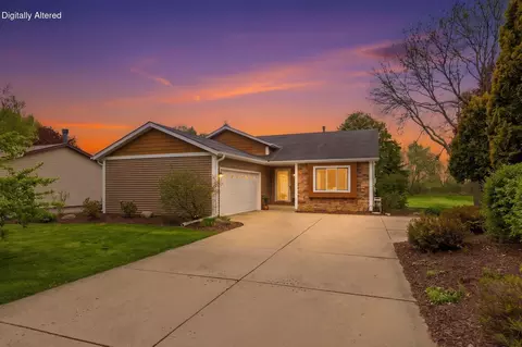 2321 Macarthur, Waukesha, WI 53188