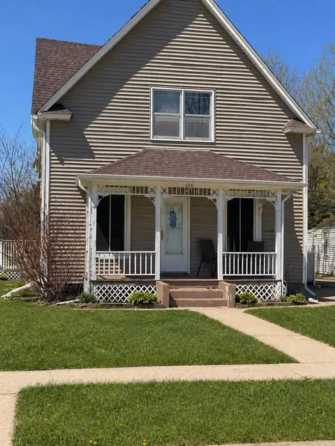 219 Park, Walworth, WI 53184