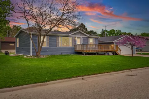 1525 Holley, Holmen, WI 54636
