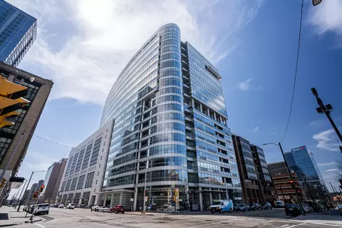 545 E Wls #502, Milwaukee, WI 53202