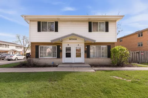 8566 W Appleton #B, Milwaukee, WI 53225