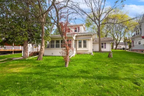 243 W Sumner, Hartford, WI 53027