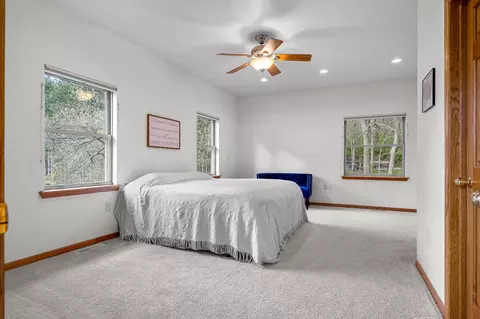 Bedroom - W6166 Valley, Onalaska, WI 54636 photo 1 of 6