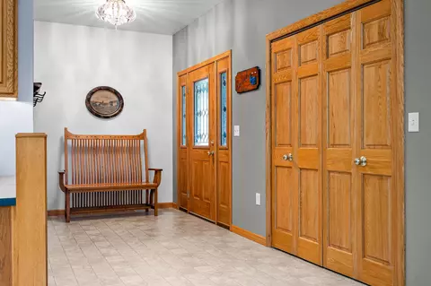 Entry Way - W6166 Valley, Onalaska, WI 54636 photo 1 of 1
