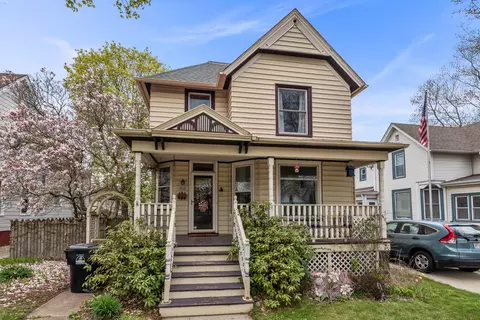 1612 N Main, Racine, WI 53402