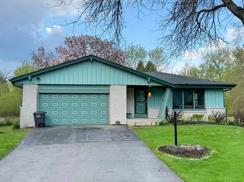 351 Hialeah, Racine, WI 53402