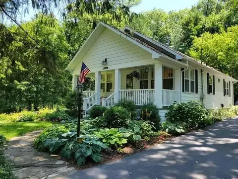 2350 South Shr, Delavan, WI 53115
