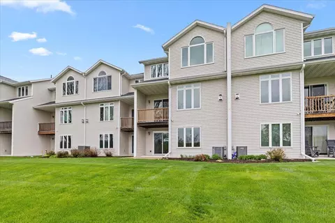 769 Green Bay #5, Mayville, WI 53050