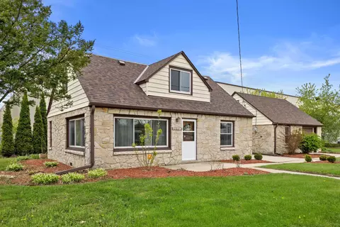 2001 W Bender, Glendale, WI 53209
