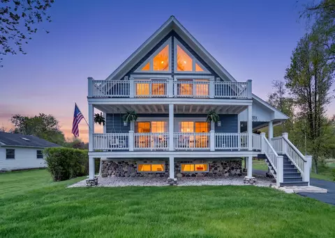 11024 Lakeshore, Pleasant Prairie, WI 53158
