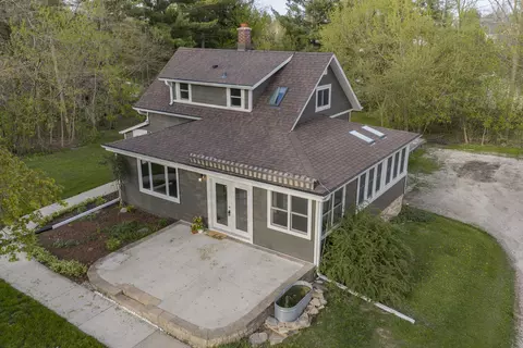 412 West, Pewaukee, WI 53072