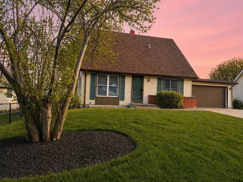 5211 Maryland, Racine, WI 53406