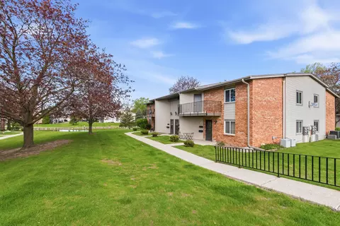 w168n11487 El Camino, Germantown, WI 53022