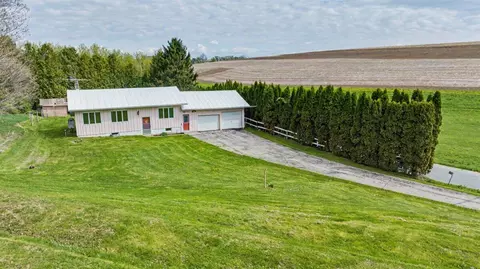 s2795 Natwick Road, Jefferson, WI 54667