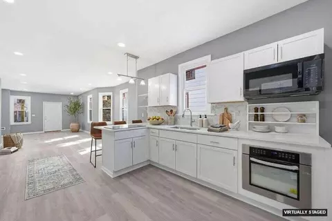 3341 N Richards, Milwaukee, WI 53212