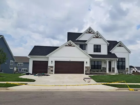 1750 Whalen, Oconomowoc, WI 53066