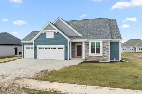 1746 Whalen, Oconomowoc, WI 53066