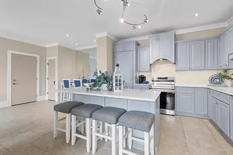 101 Broad #104, Lake Geneva, WI 53147