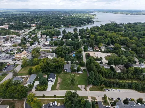 737 Division, Delafield, WI 53018