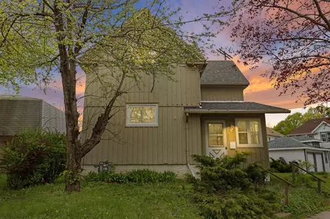 907 Chicago, Racine, WI 53405