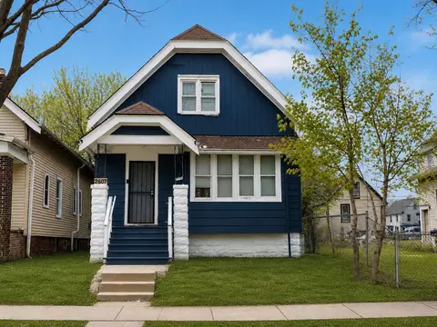 2607 N 24th, Milwaukee, WI 53206