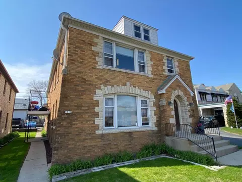 5313 W Greenfield, West Milwaukee, WI 53214