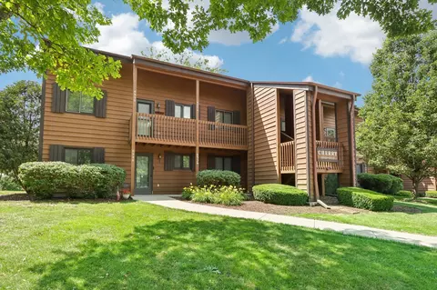 6930 238th #6, Paddock Lake, WI 53168