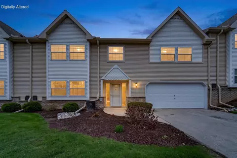 390 Dustin, Brookfield, WI 53045