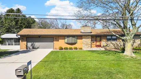 4812 S 16th, Wilson, WI 53081