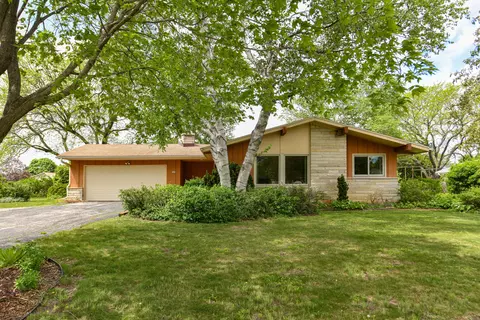 4585 S Harland, New Berlin, WI 53151