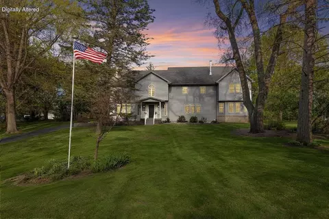 w329n4072 Lakeland, Nashotah, WI 53058