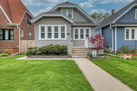 1473 S 90th, West Allis, WI 53214