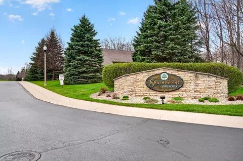 1015 Shadowood #3, West Bend, WI 53095