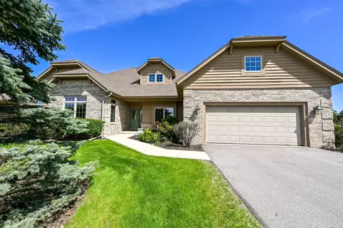 10803 N Essex, Mequon, WI 53092