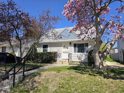 7212 W Silver Spg, Milwaukee, WI 53218