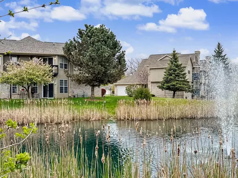 9128 W Elm #D, Franklin, WI 53132