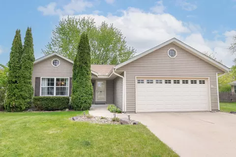 1321 E Maass, Oak Creek, WI 53154
