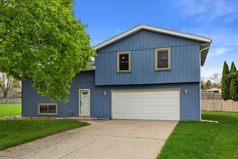 115 Conrad, Mukwonago, WI 53149