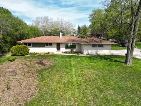 n68w13722 Bay Rdg, Menomonee Falls, WI 53051