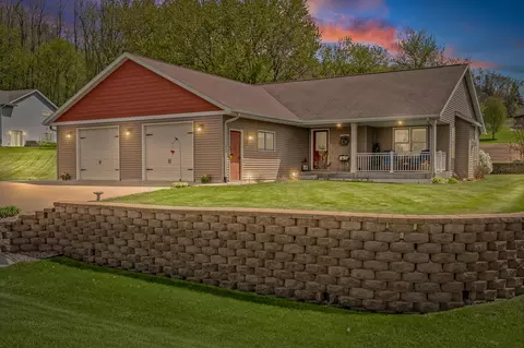w3847 Harvey Lane, Farmington, WI 54644