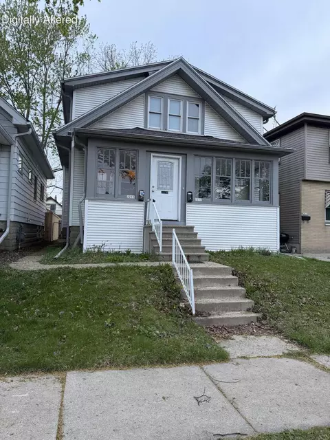 2231 S 58th #2233, West Allis, WI 53219