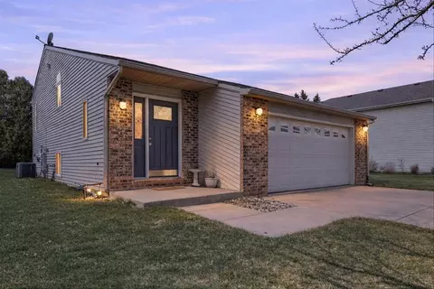 1736 21st, Kenosha, WI 53140