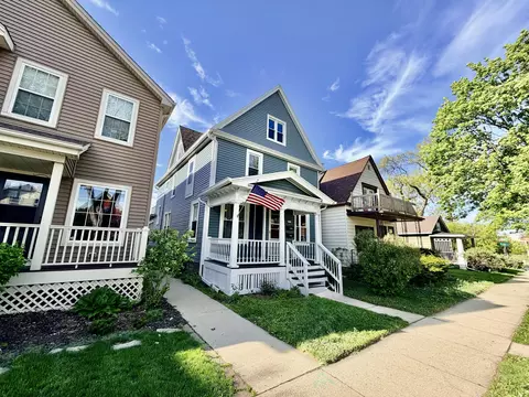 1216 E Russell, Milwaukee, WI 53207