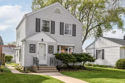 3705 S Herman, Milwaukee, WI 53207