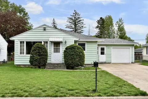 730 47th, Goodview, MN 55987