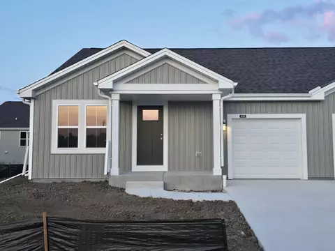 630 Harvest, Hartford, WI 53027