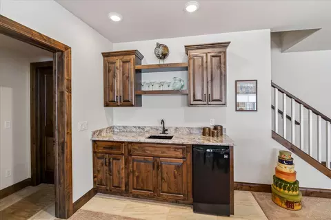 Kitchen - 6706 Conservancy #17, Deforest, WI 53532 photo 7 of 7